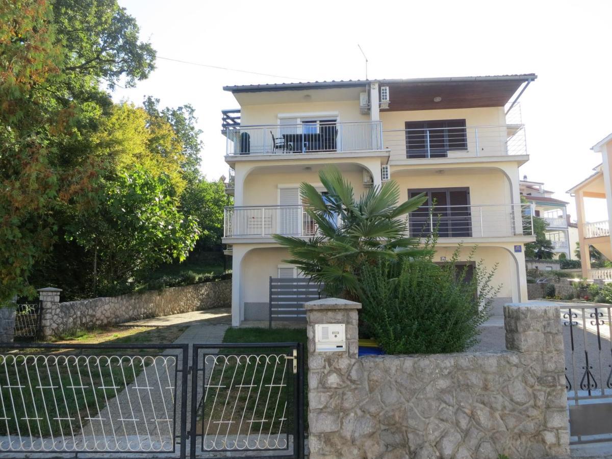 Apartment Vesel 말린스카 객실 사진